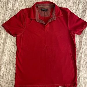 Read fitted Banana Republic polo